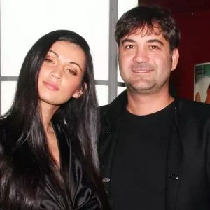Ce mesaj a transmis Nicoleta Luciu după 14 ani de căsnicie. Cuvintele vedetei lasă loc de interpretări: „Unii bărbați au femei fericite lângă ei!”