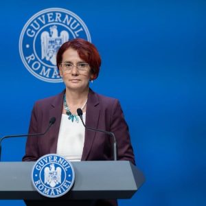 Ioana Dogioiu şi-a dat demisia din funcţia de purtător de cuvânt al Guvernului: „A fost o onoare. Mulțumesc, domnule prim-ministru Ilie Bolojan!”