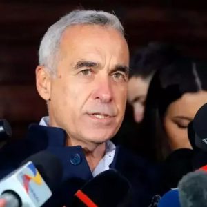 Călin Georgescu, două mesaje în două zile consecutive din arest: „Nici distanța, nici zidurile nu pot despărți oamenii uniți în această Lucrare”