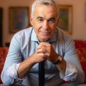 Călin Georgescu le-a explicat susținătorilor săi de ce se află în continuare în arest preventiv și nu în arest la domiciliu, cum a decis Tribunalul București: „Vă mulțumim pentru grijă, susținere, răbdare și discernământ”
