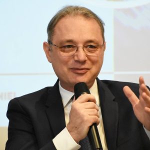 Luca Niculescu, dezvăluiri inedite din tinerețe: „La 20 de ani eram alt om. Eram un puşti cu blugii rupţi şi aveam plete” / Confesiuni emoționante despre familia lui modestă, chinuită de comuniști