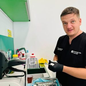 Octav, un asistent medical de doar 35 de ani, a murit în timpul serviciului, la Spitalul Orășenesc „Sf. Ierarh Nicolae” Bicaz: „A dat întotdeauna dovadă de implicare, dedicare și empatie”
