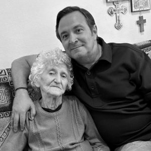 Ce a făcut Daniel Buzdugan cu jumătate de oră înainte ca mama lui să moară: „A fost atât de tulburător! În momentul în care pleacă al doilea părinte este un cutremur”