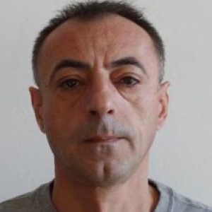A murit comentatorul Răzvan Apostolescu, vocea emisiunii „Fotbal minut cu minut”. Avea 66 de ani: „S-a grăbit să se ducă sus și să transmită de acolo!”