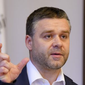 Ciprian Ciucu rămâne sub control judiciar. Declarații la ieșirea din instanță: „Vreau să îmi duc mandatul până la capăt! Nu am niciun alt proiect mai mare decât Primăria Capitalei”