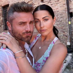 Tavi Clonda, declarație de dragoste pentru Gabriela Cristea, în ziua în care prezentatoarea a împlinit 52 de ani! Fotografii rare de la începutul relației: „Parcă retrăiesc fiecare clipă! Mi-ai dăruit totul”